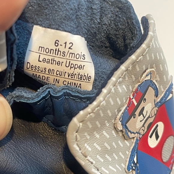 Robeez soft sole baby shoes, size 6-12 months. Never worn! - Picture 3 of 3